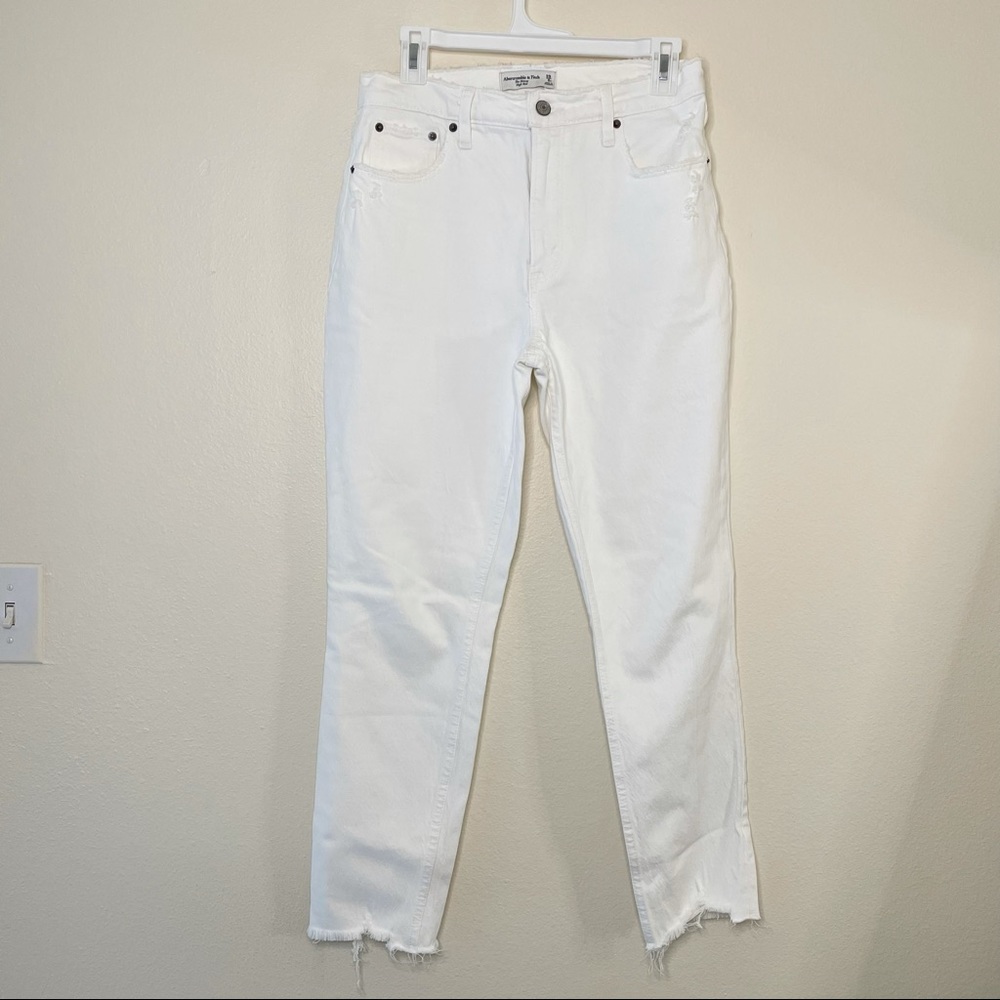 Abercrombie and Fitch the skinny high rise Jean